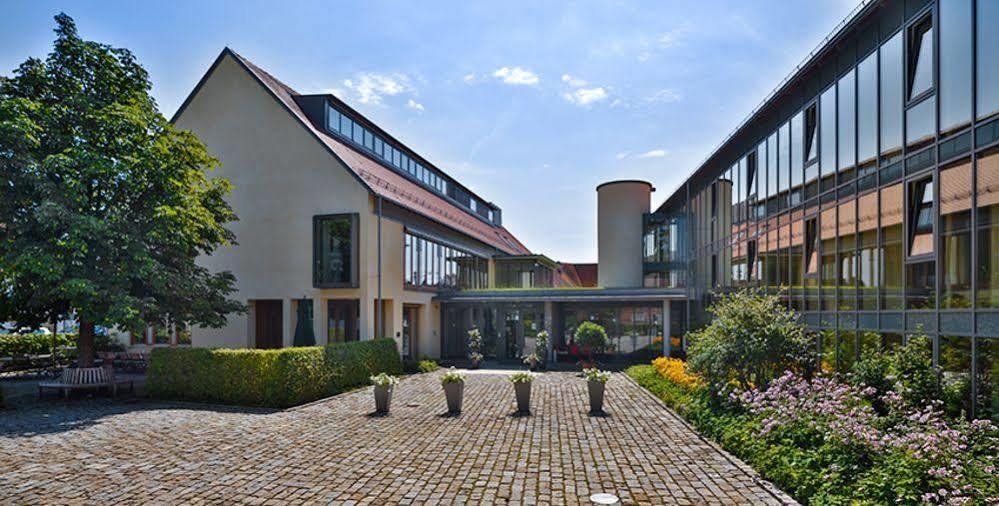 Hotel Oberschwaebischer Hof Schwendi Экстерьер фото