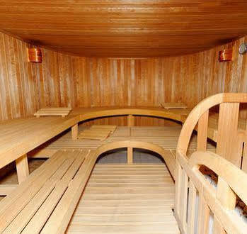Hotel Oberschwaebischer Hof Schwendi Экстерьер фото